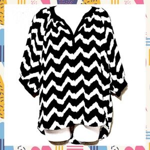 Antilia Femme Black White Chevron Pullover Blouse Zig Zag Print Women’s M